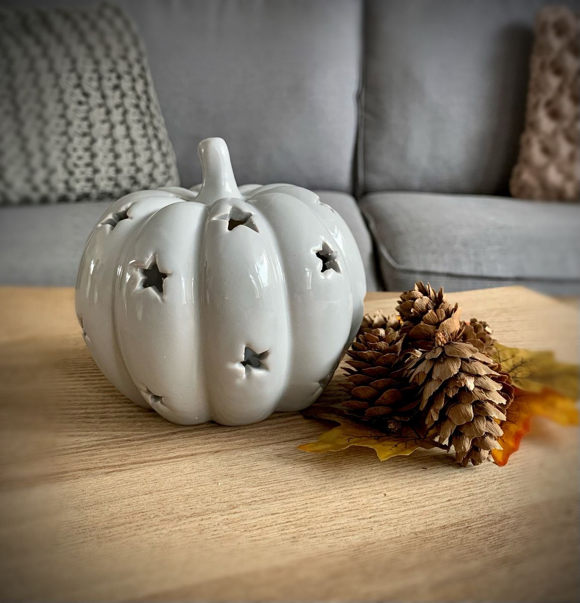 Grey Ceramic Pumpkin T Light Holder Grey Ceramic Pumpkin T Light Holder