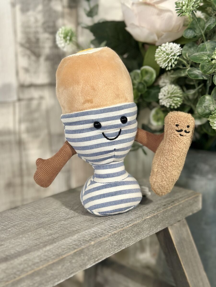 Amuseables Eggetha Egg & Lance Soldier