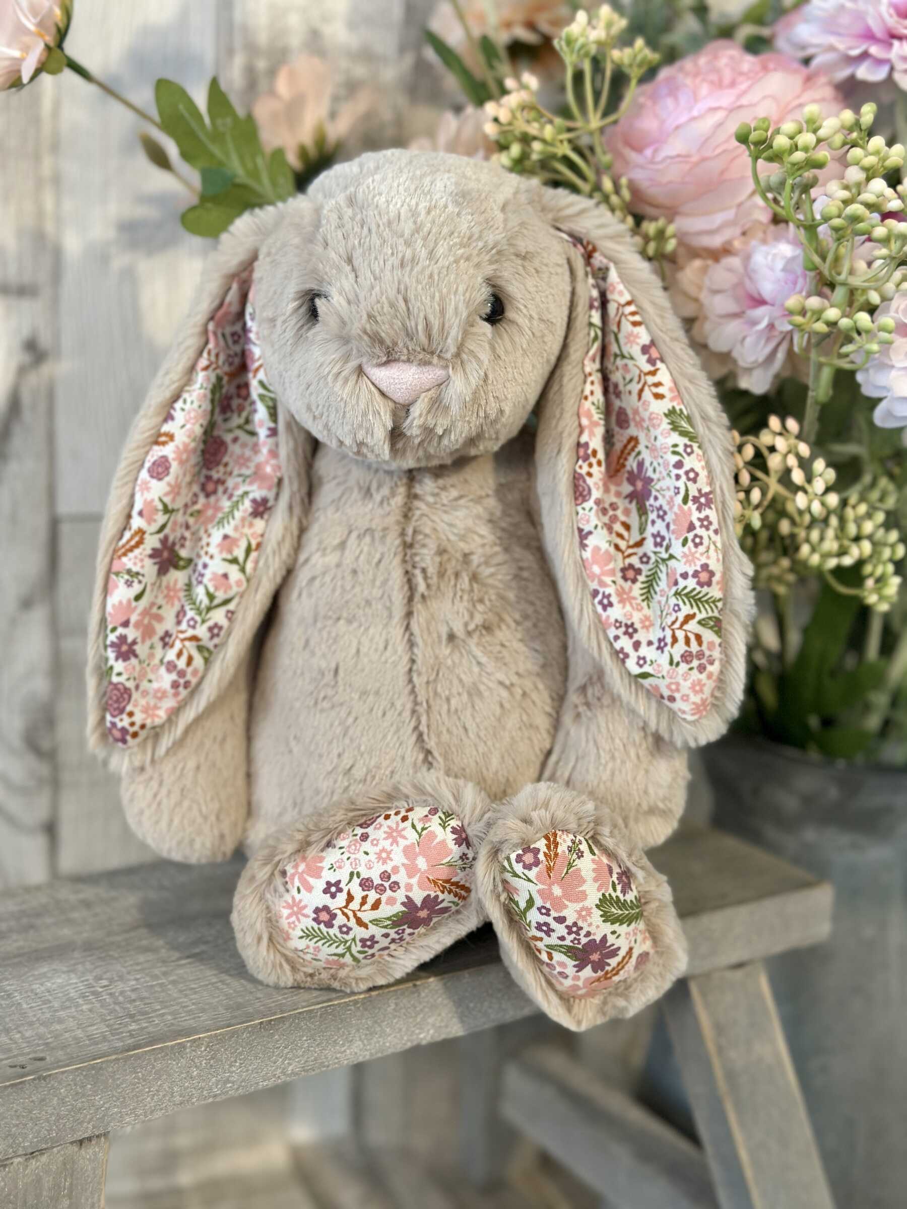 Blossom Beige Bunny 'Petal'