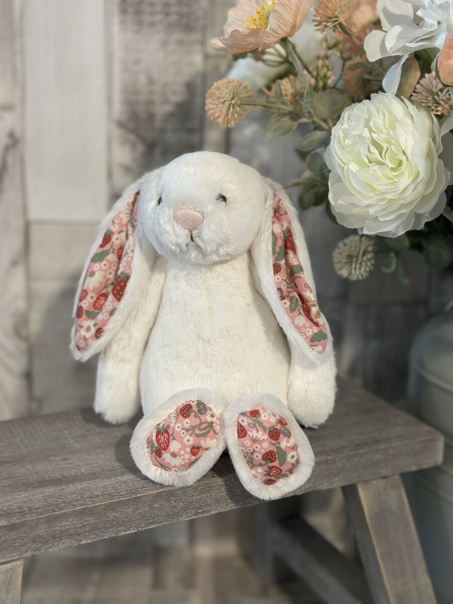 Small Blossom Cream 'Berry' Bunny