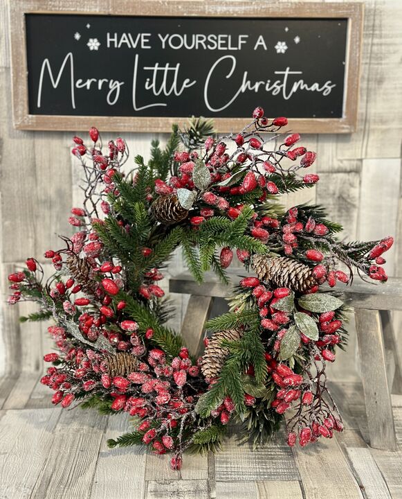 Rosehip, Fir &amp; Pinecone Wreath