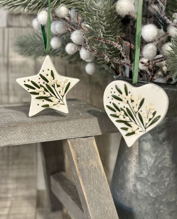 Ceramic Mistletoe Hanging Star/Heart
