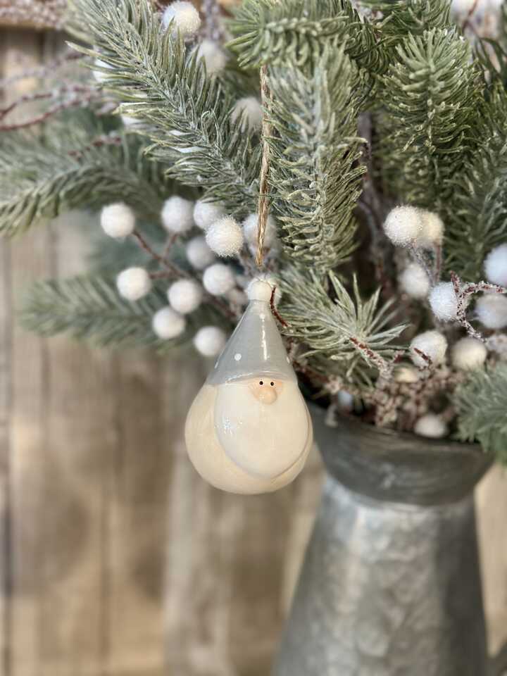 Plump Beige Ceramic Gonk Hanger