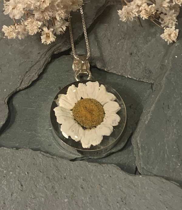 Sterling Silver White Daisy Necklace