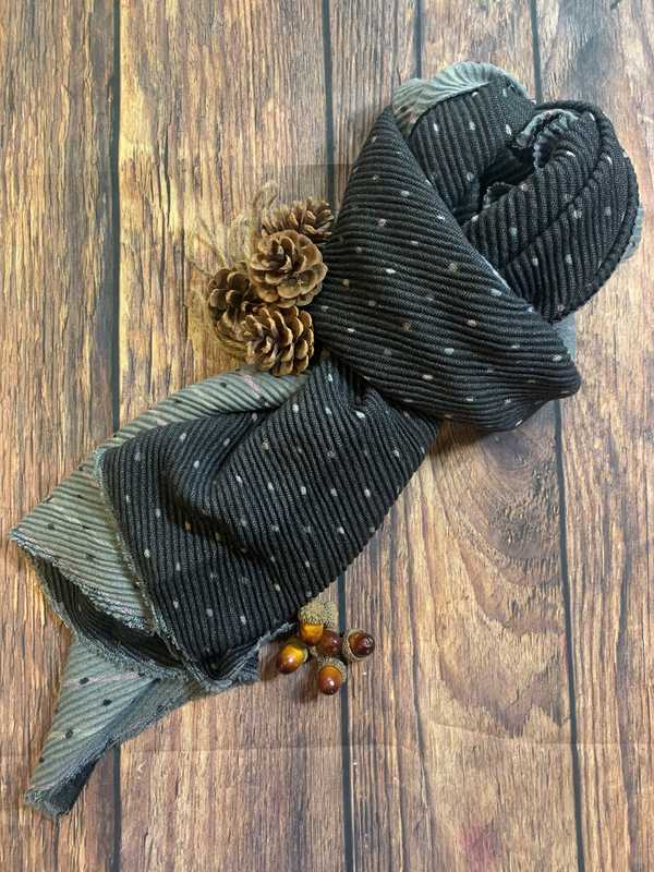 Charcoal Grey Tiny Dots Pleated Scarf