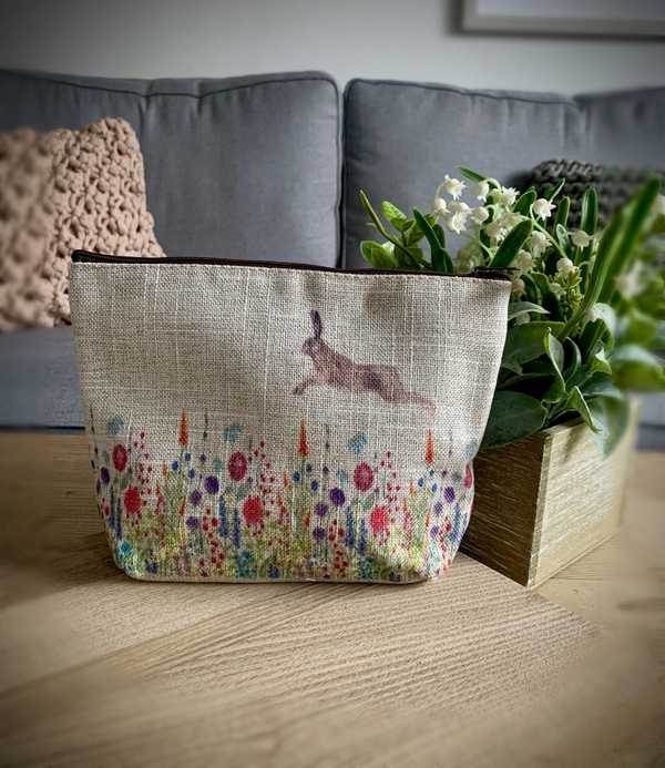 Floral Hare Make Up Bag