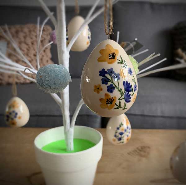 Floral Ceramic Hanging Easter Egg