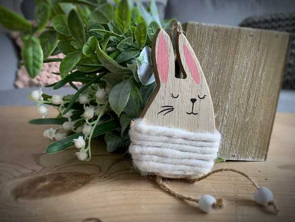 Dangly Leg Wooden Easter Bunny