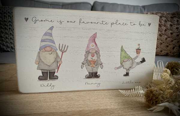 Gnome Family of Three Plaque