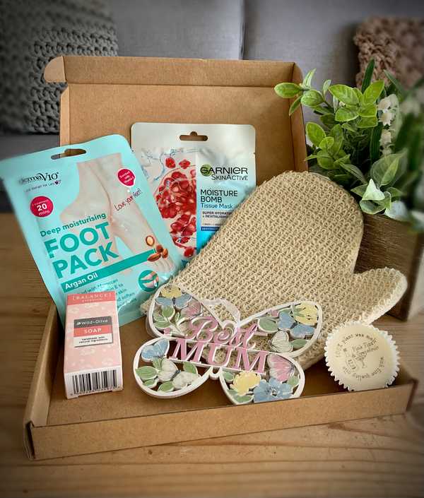 The Beth Mothers Day Letterbox Gift Box